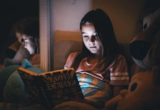 Cara Membangun Kebiasaan Membaca Sejak Dini Lengkap dan Efektif