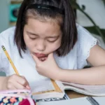 Tips Mengatasi Anak Susah Fokus Belajar Paling Efektif dan Ampuh