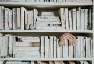 Ide Penataan Rak Buku di Rumah yang Rapi dan Estetik untuk Hunian